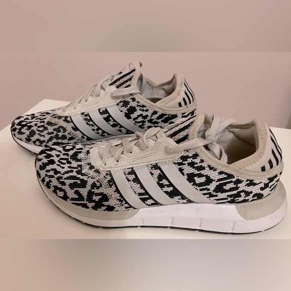 Adidas Swift Run X Sneaker Leopard Size 8 - Picture 2 of 5